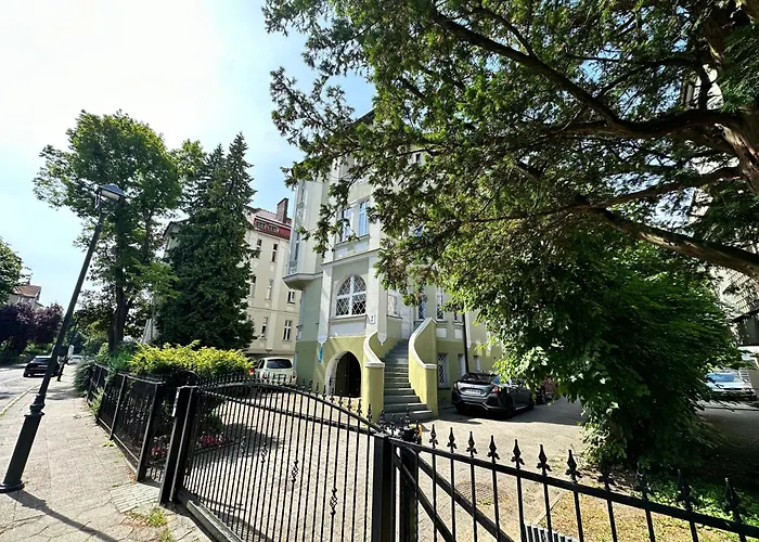 Yonekawa, Canvas Corner, Parking, 250 M Plaza *